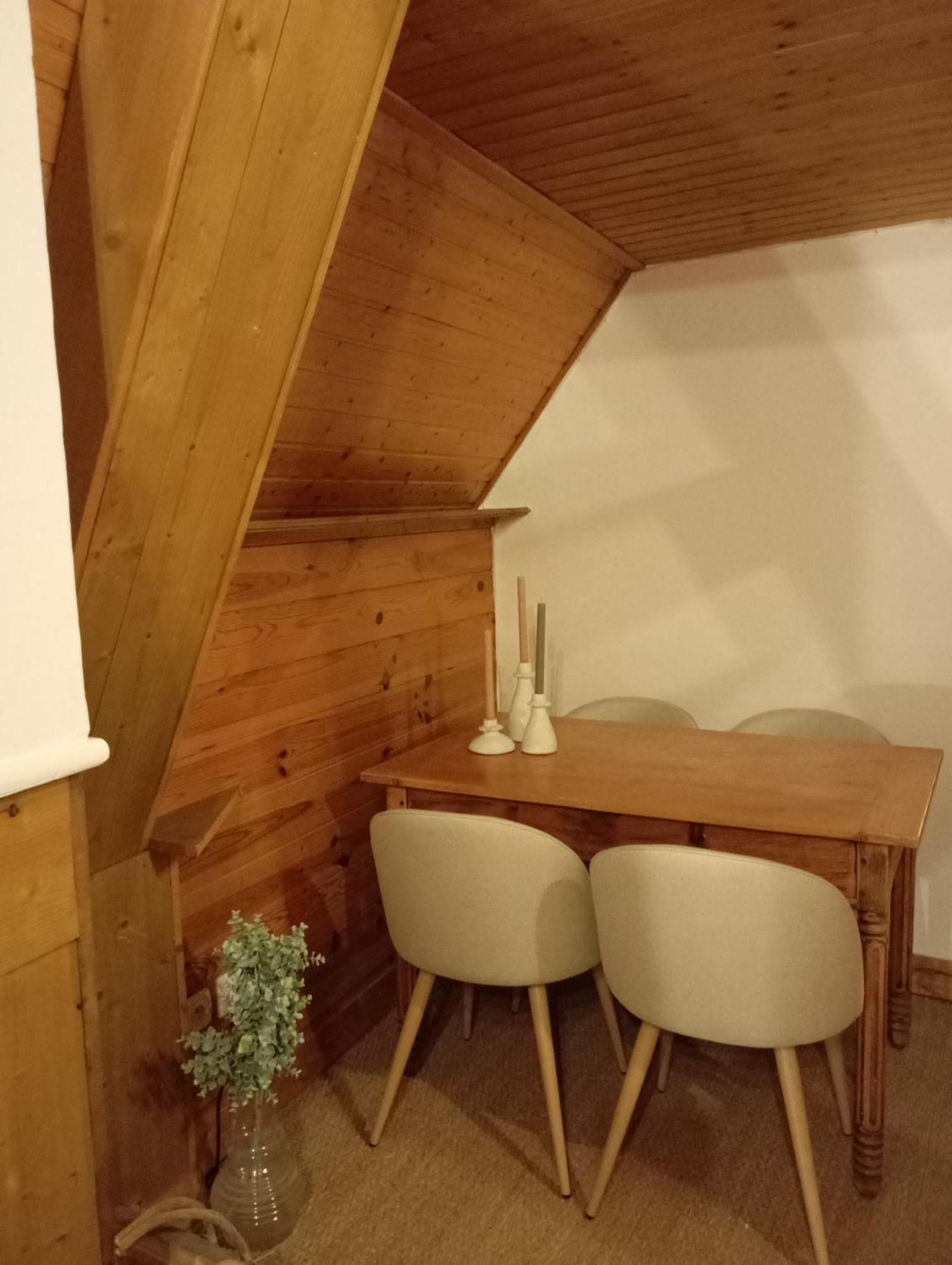 Escapade Romantique Sous Les Toits De Kereon - Centre Historique, Rue Pietonne Кимпер Екстериор снимка
