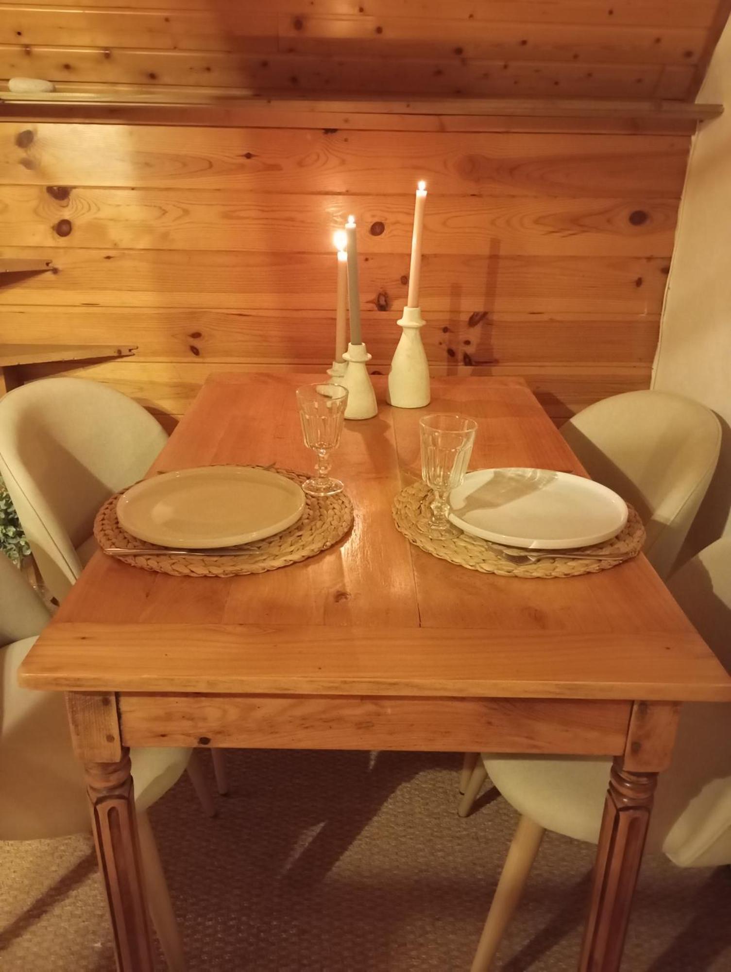 Escapade Romantique Sous Les Toits De Kereon - Centre Historique, Rue Pietonne Кимпер Екстериор снимка